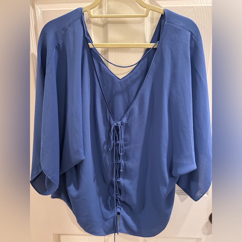 White House Black Market Blue Blouse Sz M - Picture 2 of 6
